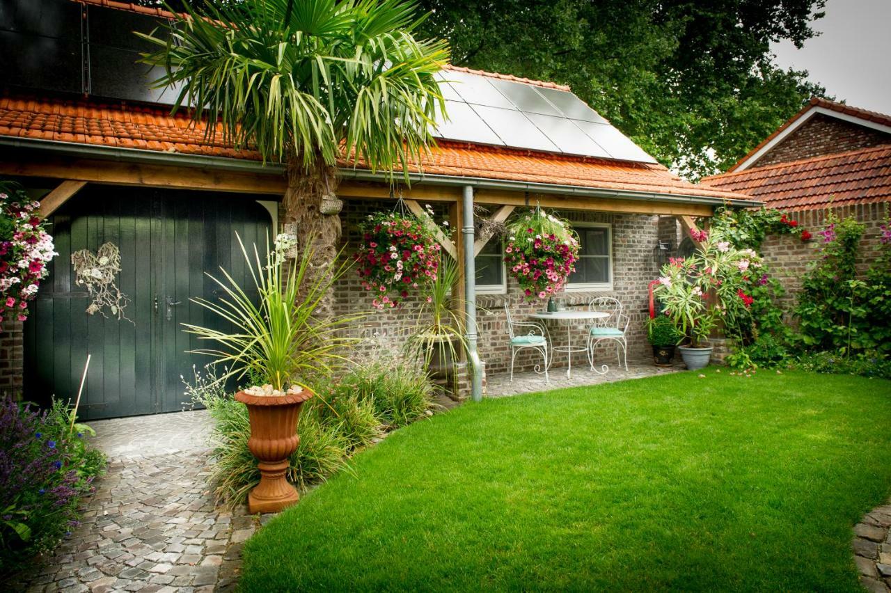 Bed And Breakfast Piekoo Belloo Weert Extérieur photo