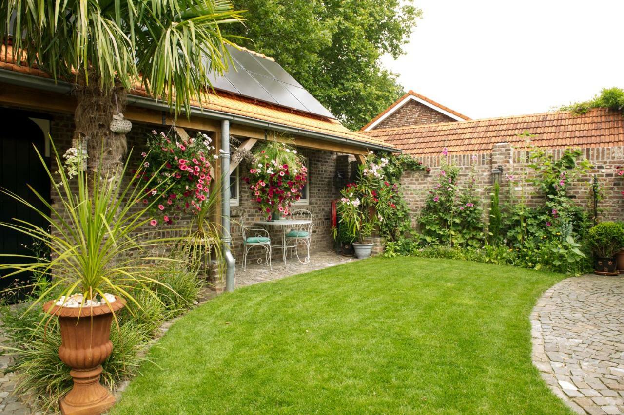 Bed And Breakfast Piekoo Belloo Weert Extérieur photo