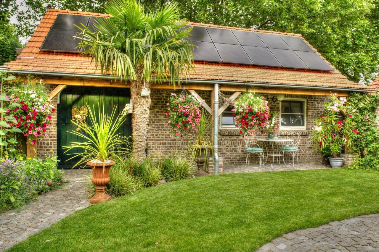 Bed And Breakfast Piekoo Belloo Weert Extérieur photo